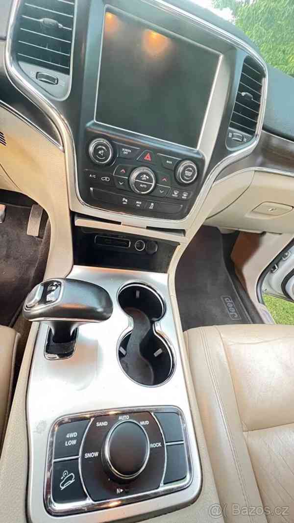 Jeep Grand Cherokee 3,0 V6 DI. r.v.2015 - foto 11