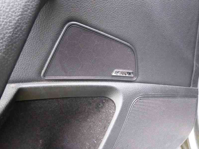 Škoda Superb Combi Style Plus 2,0 TDI 140 kW DSG - foto 18