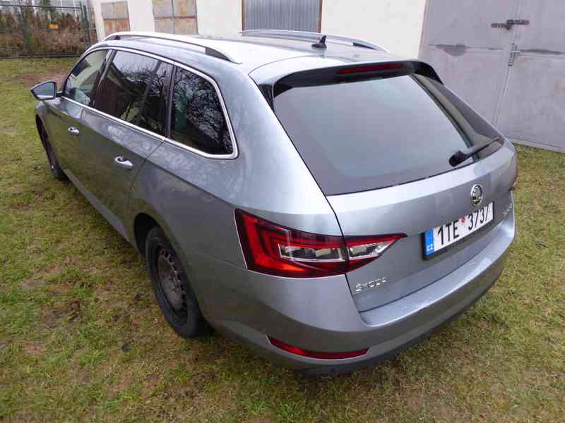 Škoda Superb Combi Style Plus 2,0 TDI 140 kW DSG - foto 3