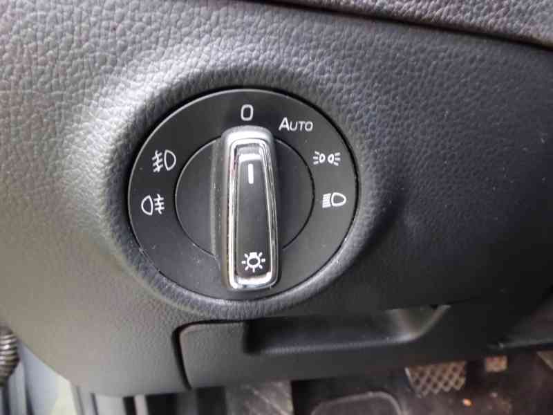 Škoda Superb Combi Style Plus 2,0 TDI 140 kW DSG - foto 20