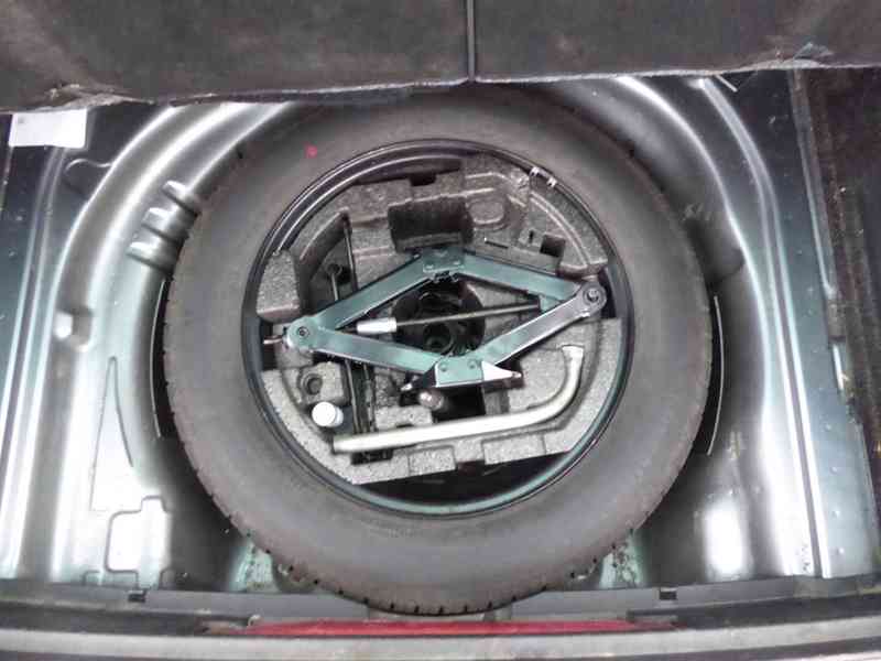 Škoda Superb Combi Style Plus 2,0 TDI 140 kW DSG - foto 14