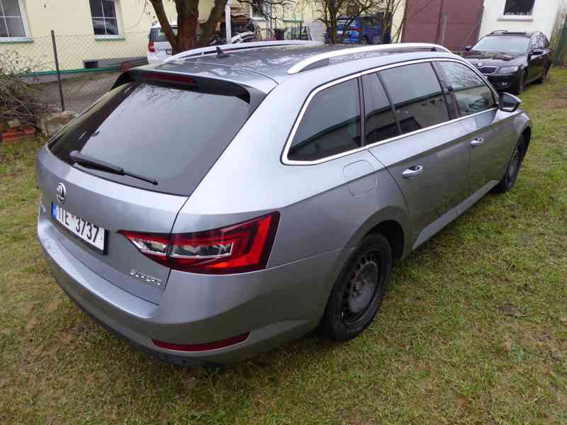 Škoda Superb Combi Style Plus 2,0 TDI 140 kW DSG - foto 5