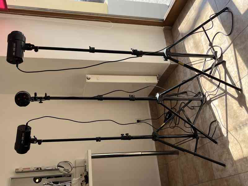 Profesionální studiové foto osvětlení Photon Europe DM2-200  - foto 2