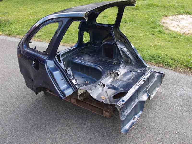 Levý zadní blatník Škoda Fabia I combi - foto 4