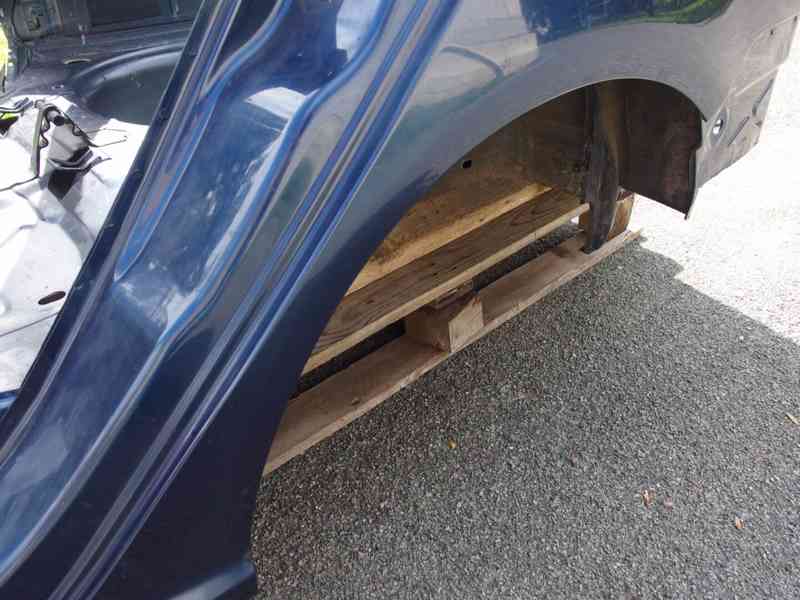 Levý zadní blatník Škoda Fabia I combi - foto 12