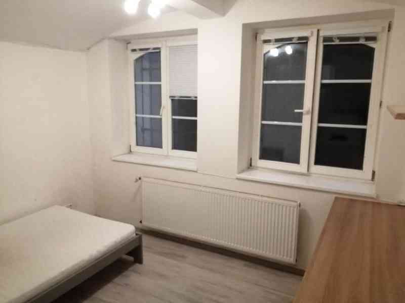 Pronájem 1+kk, ulice Údolní, centrum, 32 m2, klidný - foto 2