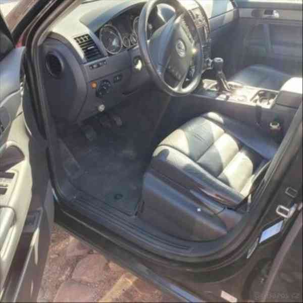 Volkswagen Touareg 2,5   TDI 4x4 - foto 8