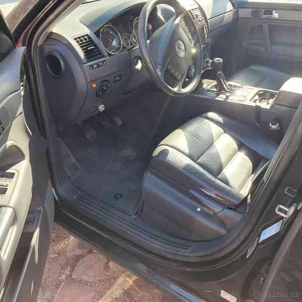 Volkswagen Touareg 2,5   TDI 4x4 - foto 20