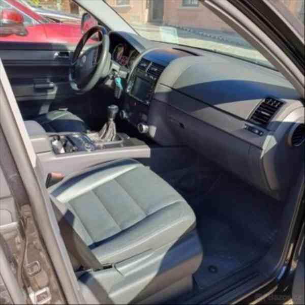 Volkswagen Touareg 2,5   TDI 4x4 - foto 5