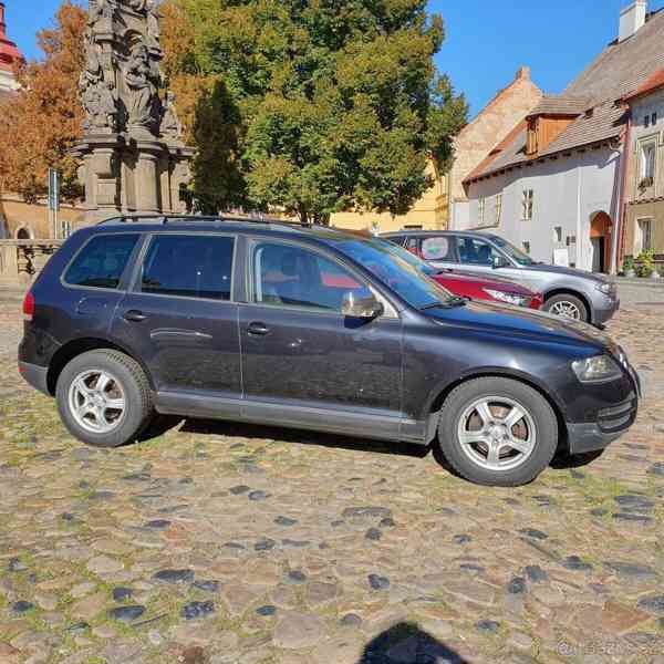 Volkswagen Touareg 2,5   TDI 4x4 - foto 17