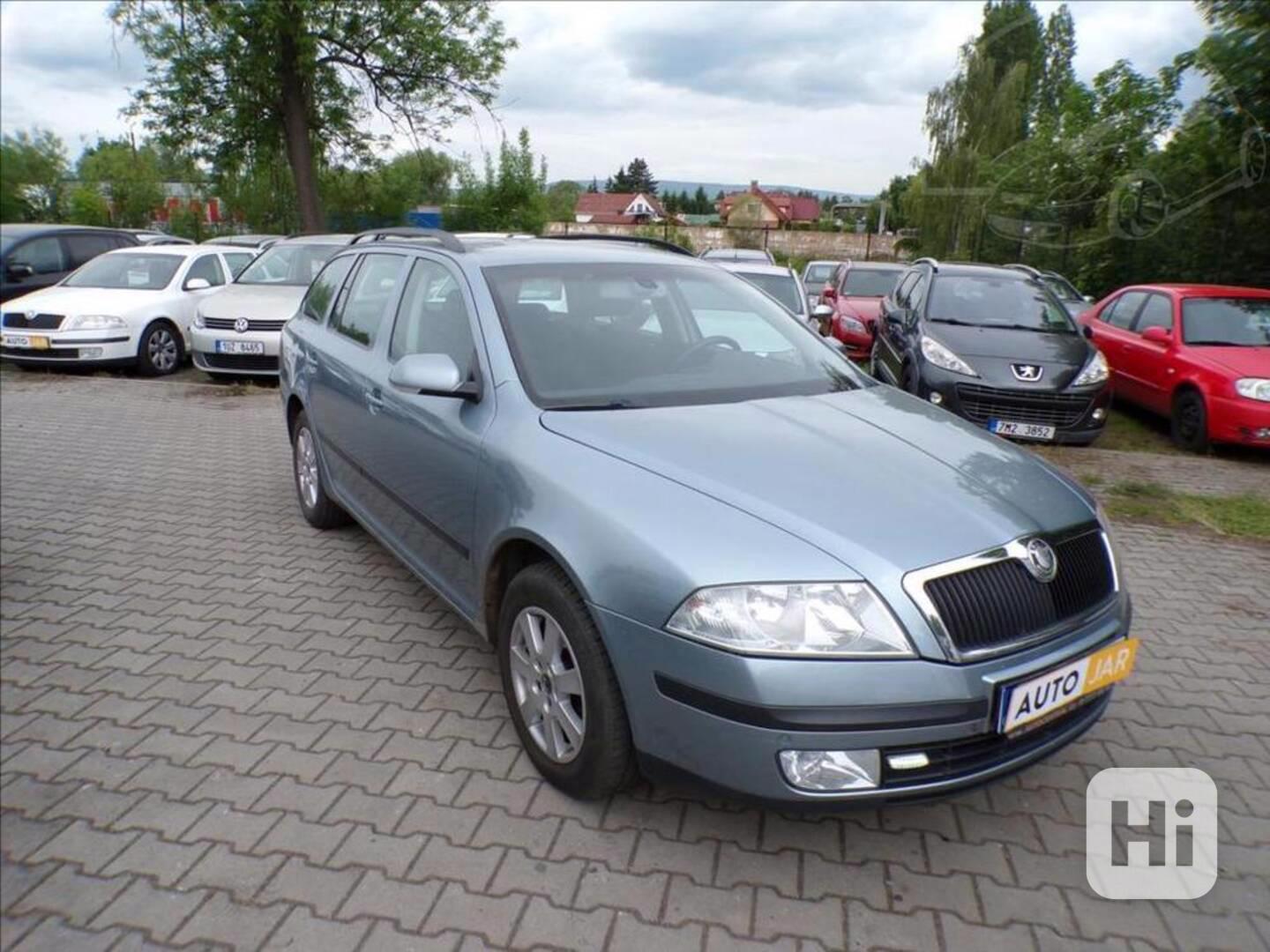 Škoda Octavia 2,0 TDI DSG - foto 1
