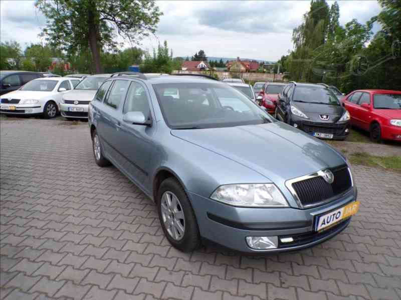 Škoda Octavia 2,0 TDI DSG - foto 1