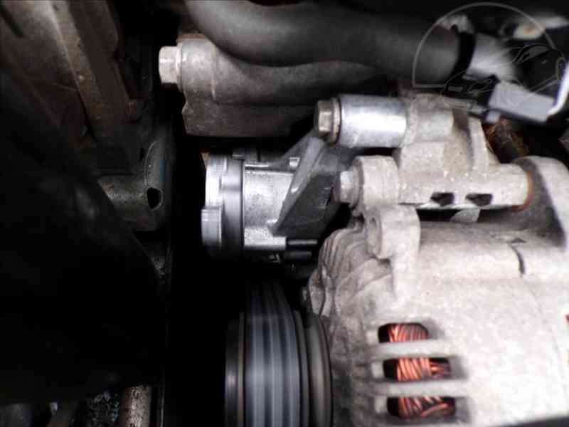 Škoda Octavia 2,0 TDI DSG - foto 16