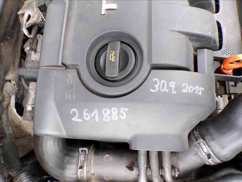 Škoda Octavia 2,0 TDI DSG - foto 15
