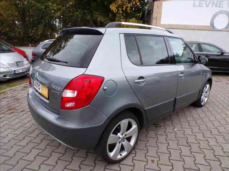 Škoda Fabia 1,2 TSI SCOUT - foto 4