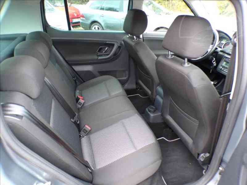 Škoda Fabia 1,2 TSI SCOUT - foto 10
