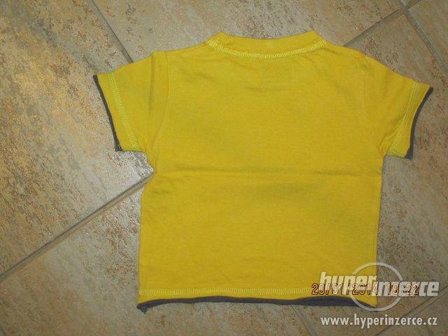 Žluté triko - foto 2