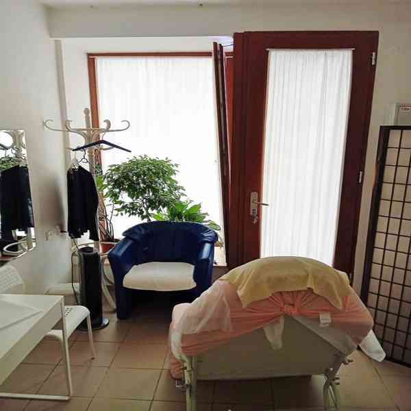 Pronájem obchodního prostoru 15 m2 Brno, Mášova - foto 3