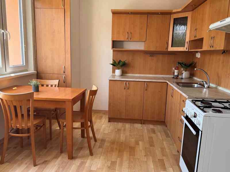 Jaroměř - byt 2+1 v osobním vlastnictví s lodžií - foto 6