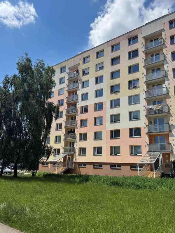 Jaroměř - byt 2+1 v osobním vlastnictví s lodžií - foto 11