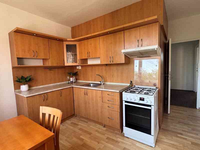 Jaroměř - byt 2+1 v osobním vlastnictví s lodžií - foto 5