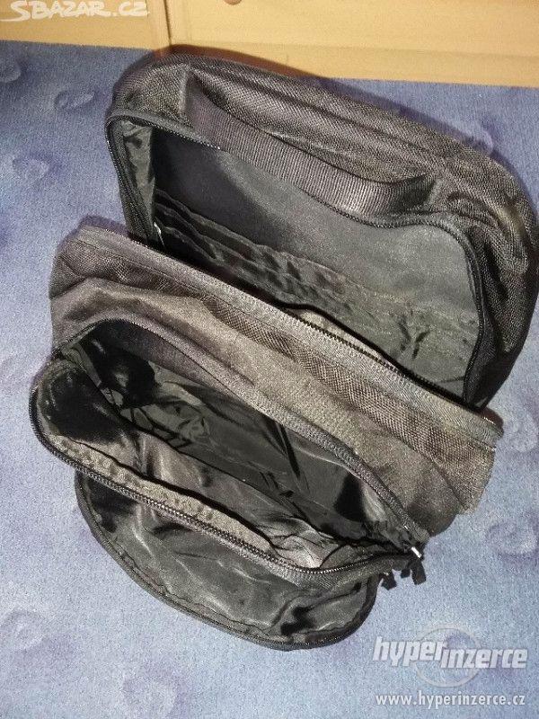 Černý batoh Rockstar - pěkný a velký 500 Kč - foto 6