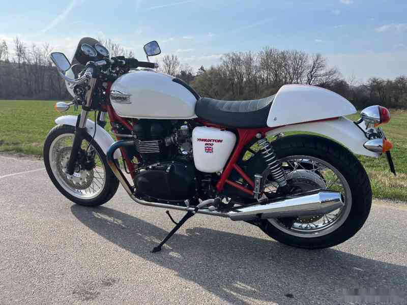 Triumph Thruxton 900 - foto 5