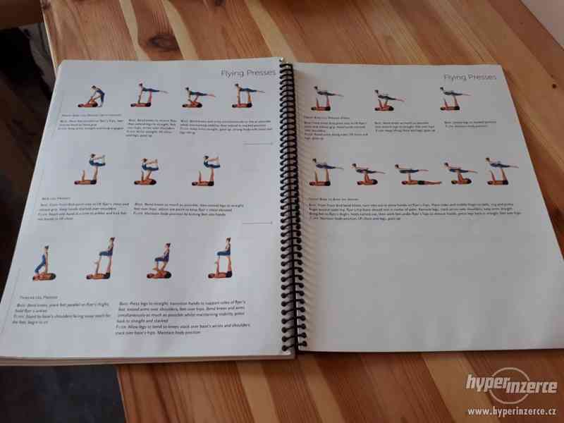 2 CD: Acroyoga Solar and Lunar Acrobatic Practices - foto 5