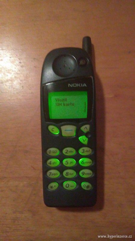 Nokia 5110 funkční nepužívana a originál příslušenství - foto 1