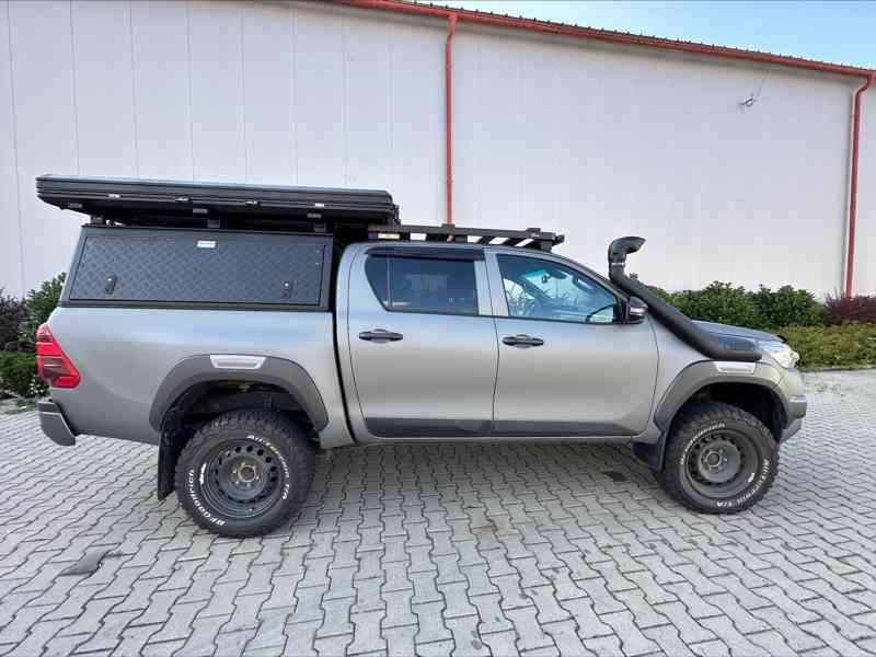 Střešní celohliníkový autostan Aroso Schwarzwald HIGHLINE! - foto 35