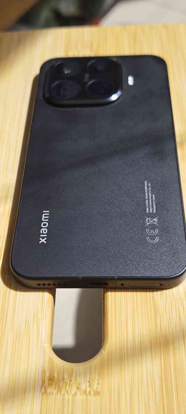 Xiaomi 15T Pro 12GB/256GB Black - foto 4