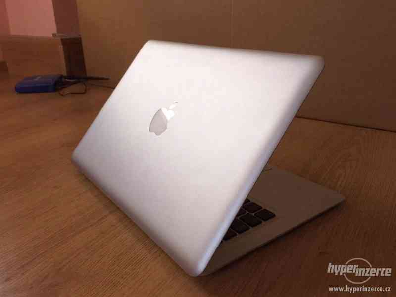Apple MacBook Air 13.3" - foto 2