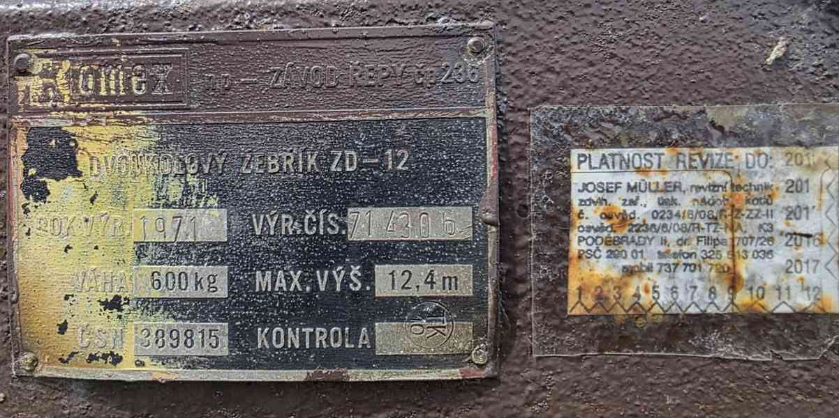 výsuvný ocelový pojízdný žebříku ZD-12 - foto 2