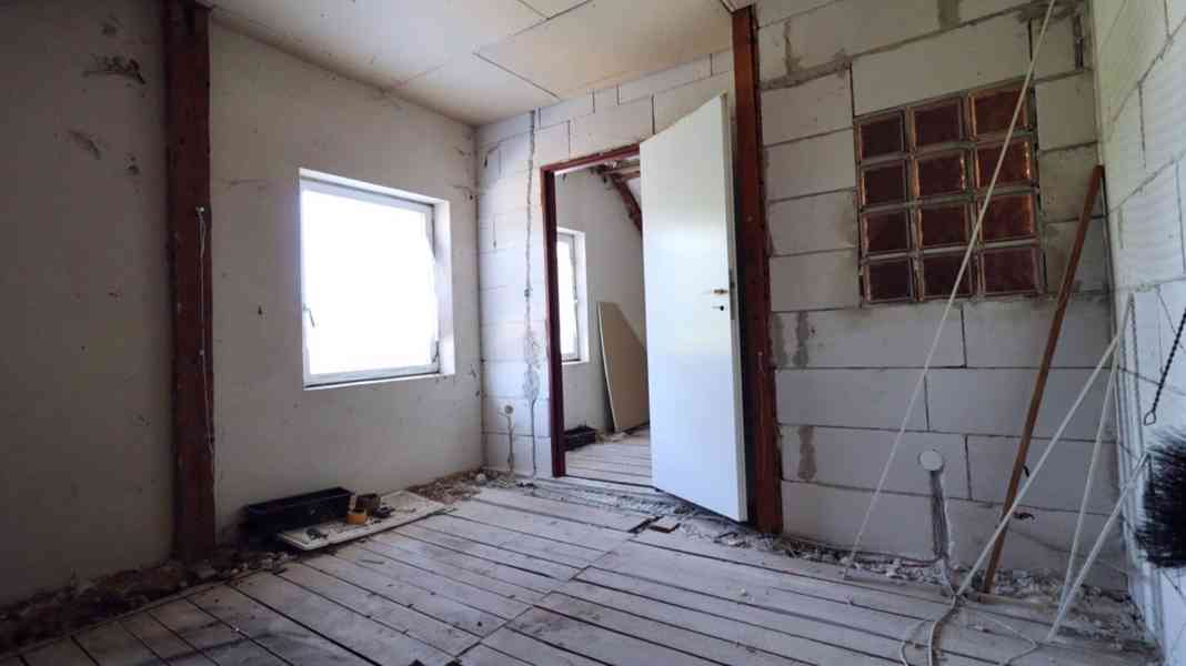 Prodej domu se zahradou v Jindřichovicích u Kolince - foto 14