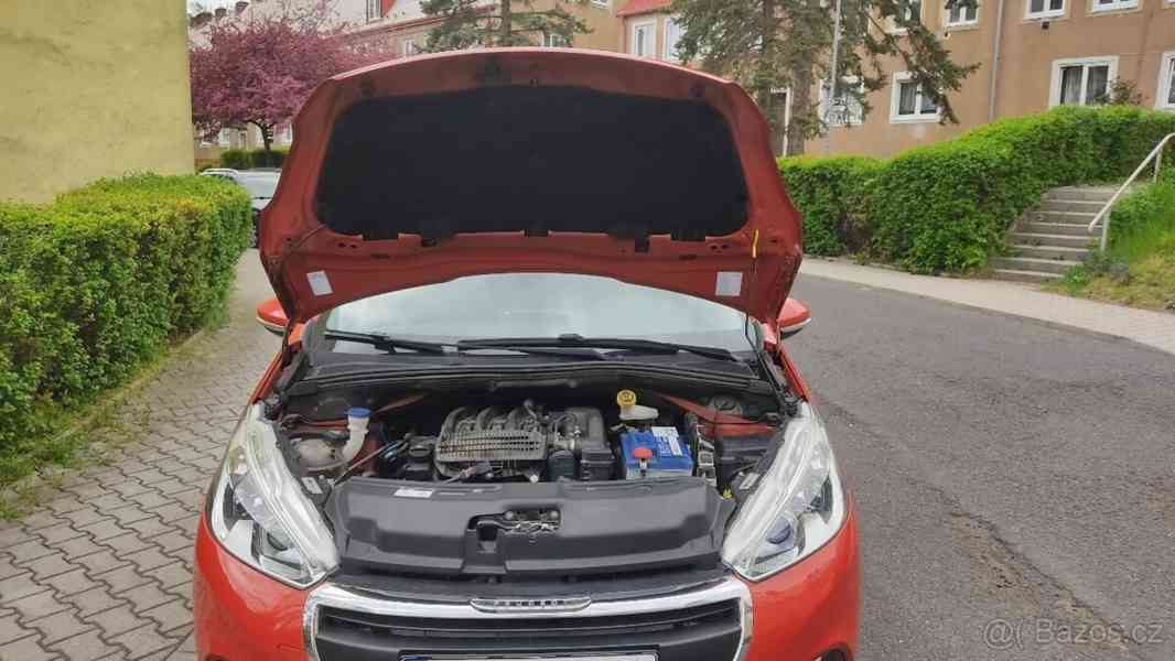 Peugeot 208 1,2 i 60kW - foto 6