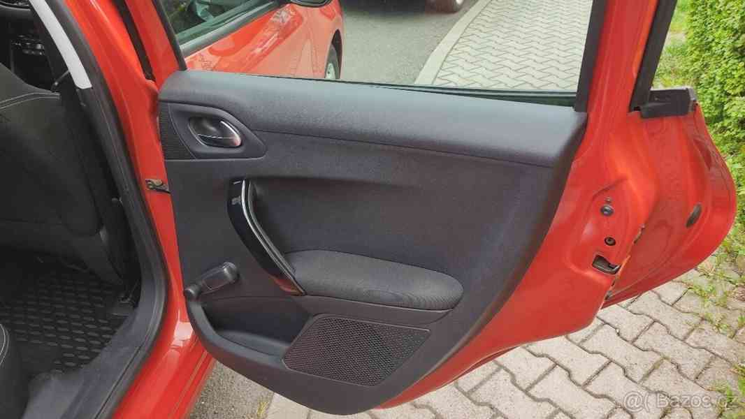 Peugeot 208 1,2 i 60kW - foto 13
