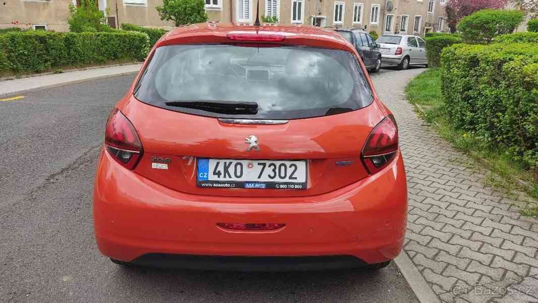Peugeot 208 1,2 i 60kW - foto 8