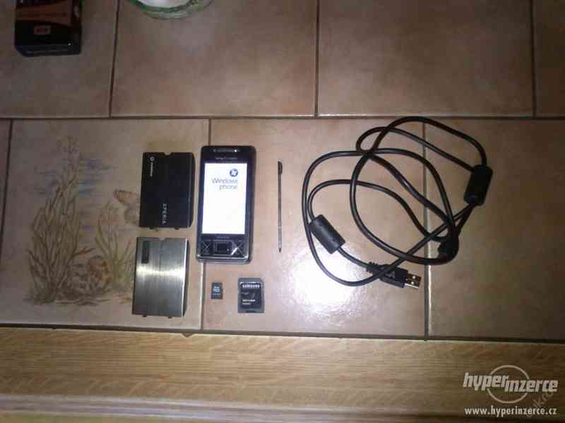 Sony ericsson xperia X1 528 MHz +2gb mSD + NAVIGACE SIGIC - foto 1