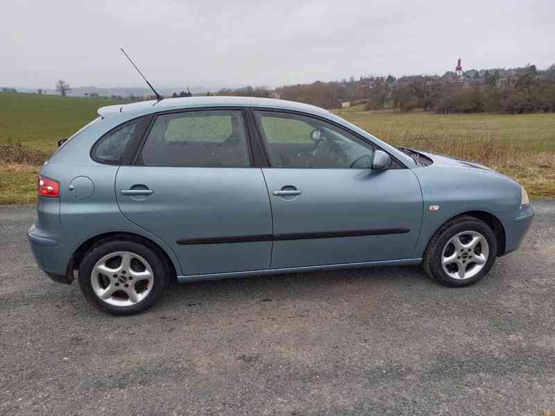 Seat Ibiza 1.4 55Kw RV.2006 - NOVÁ STK - foto 2