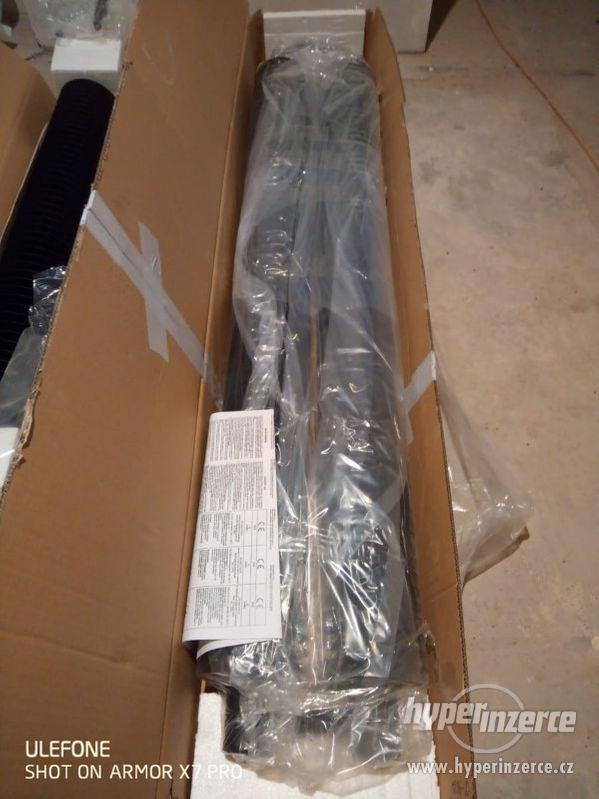 Designové radiátory ISAN Spiral RA1 a RAO2 černá - foto 4