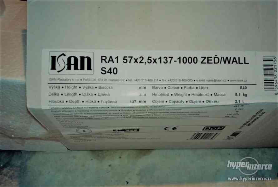 Designové radiátory ISAN Spiral RA1 a RAO2 černá - foto 7