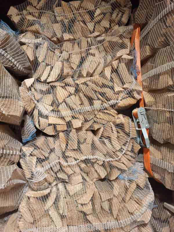 KRBOVÉ DŘÍVÍ - suchá buková polena jemně štípaná - Brno - foto 2