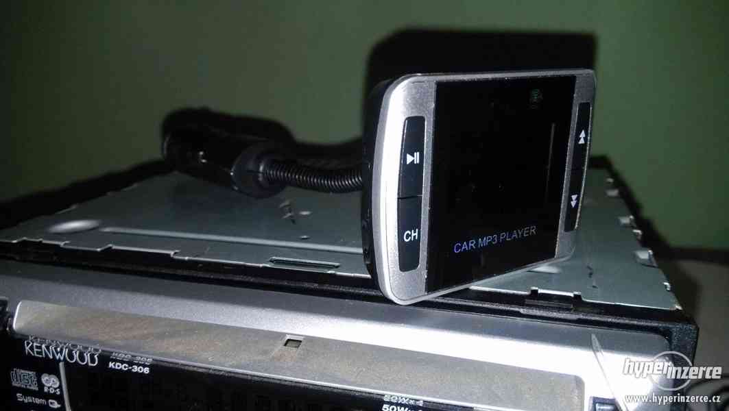 4 autorádia a MP3 player - foto 1