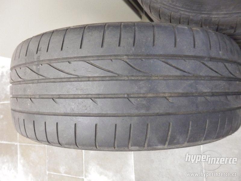 Prodam letni pneu Bridgestone Potenza RE050A 215 45 R17 87W - foto 2