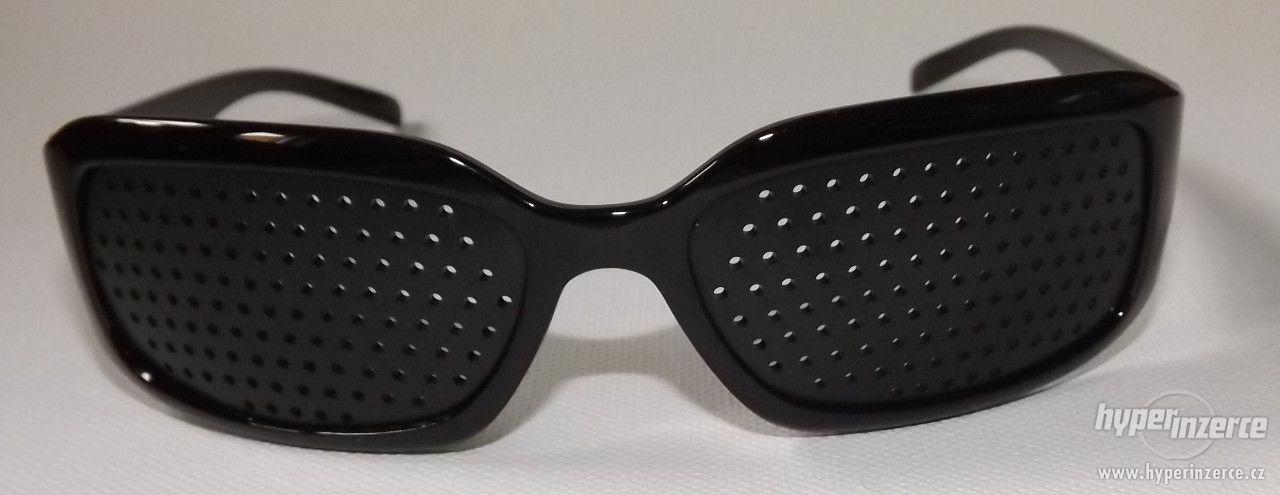 Děrované brýle pro zlepšení zraku - nové - foto 1