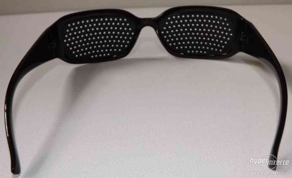Děrované brýle pro zlepšení zraku - nové - foto 3