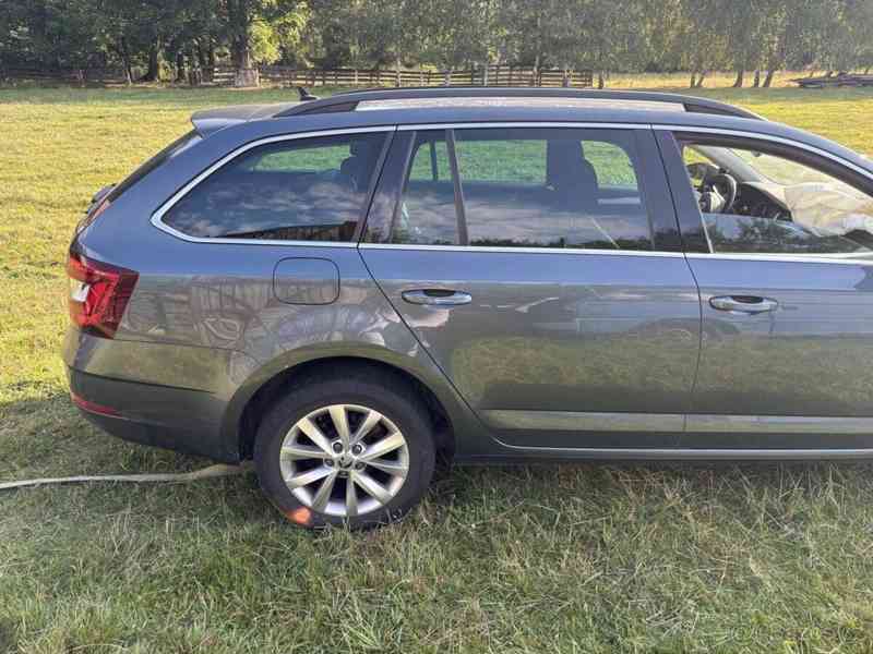 Škoda Octavia 1,6   Skoda Octavia 3 1.6 TDI 85KW - foto 3