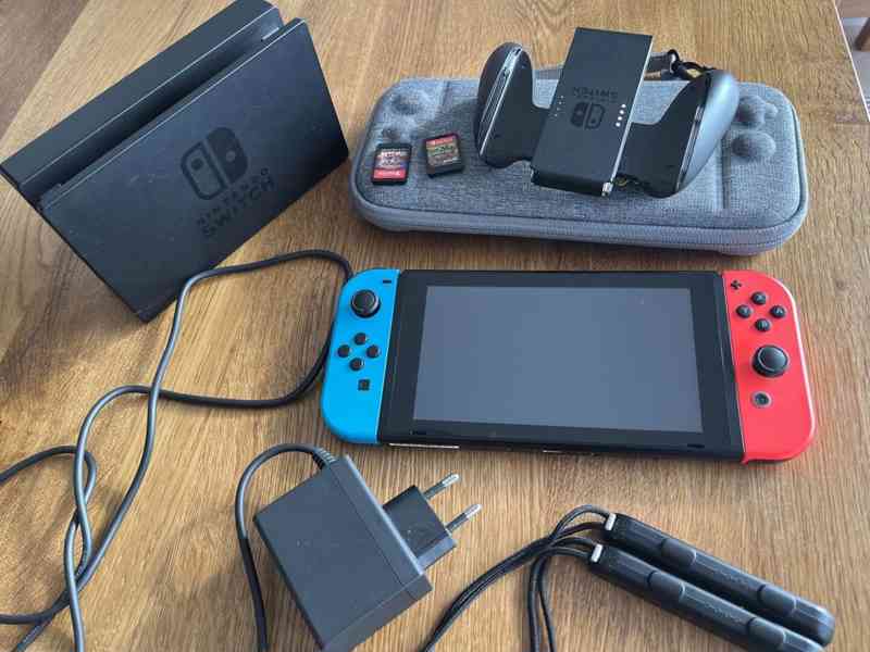 Nintendo SWITCH v bezvadném stavu + Minecraft + TomToc - foto 5