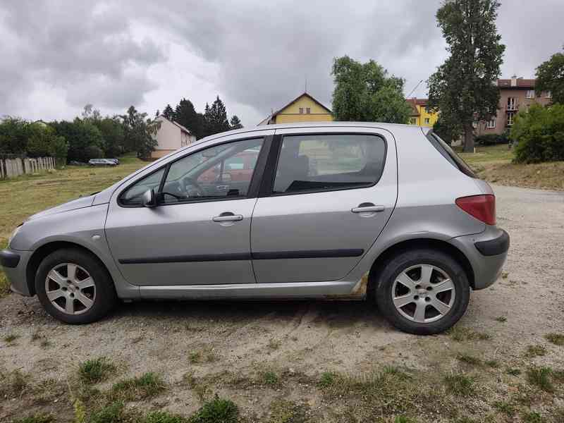 Peugeot 307 - foto 1