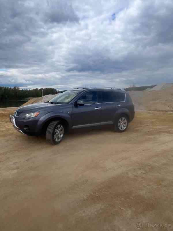 Mitsubishi Outlander 2,4   2008 2.4i, 4WD, 125KW, 7 míst. - foto 1